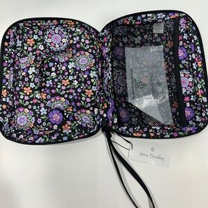 Vera Bradley Wipes Wristlet/Pouch/Bag "BLACK" Purple Floral multi Diaper NEW/NWT
